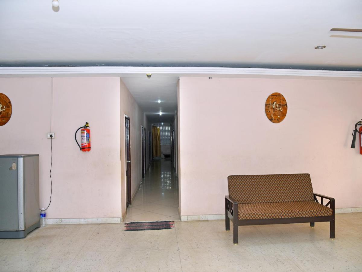 פונדיצ'רי Hotel Aditya מראה חיצוני תמונה