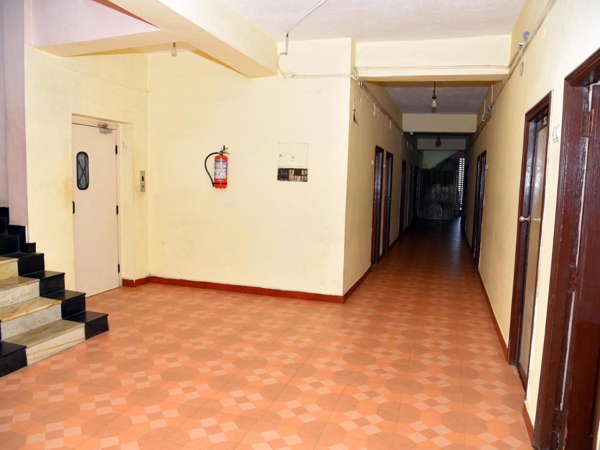 פונדיצ'רי Hotel Aditya מראה חיצוני תמונה