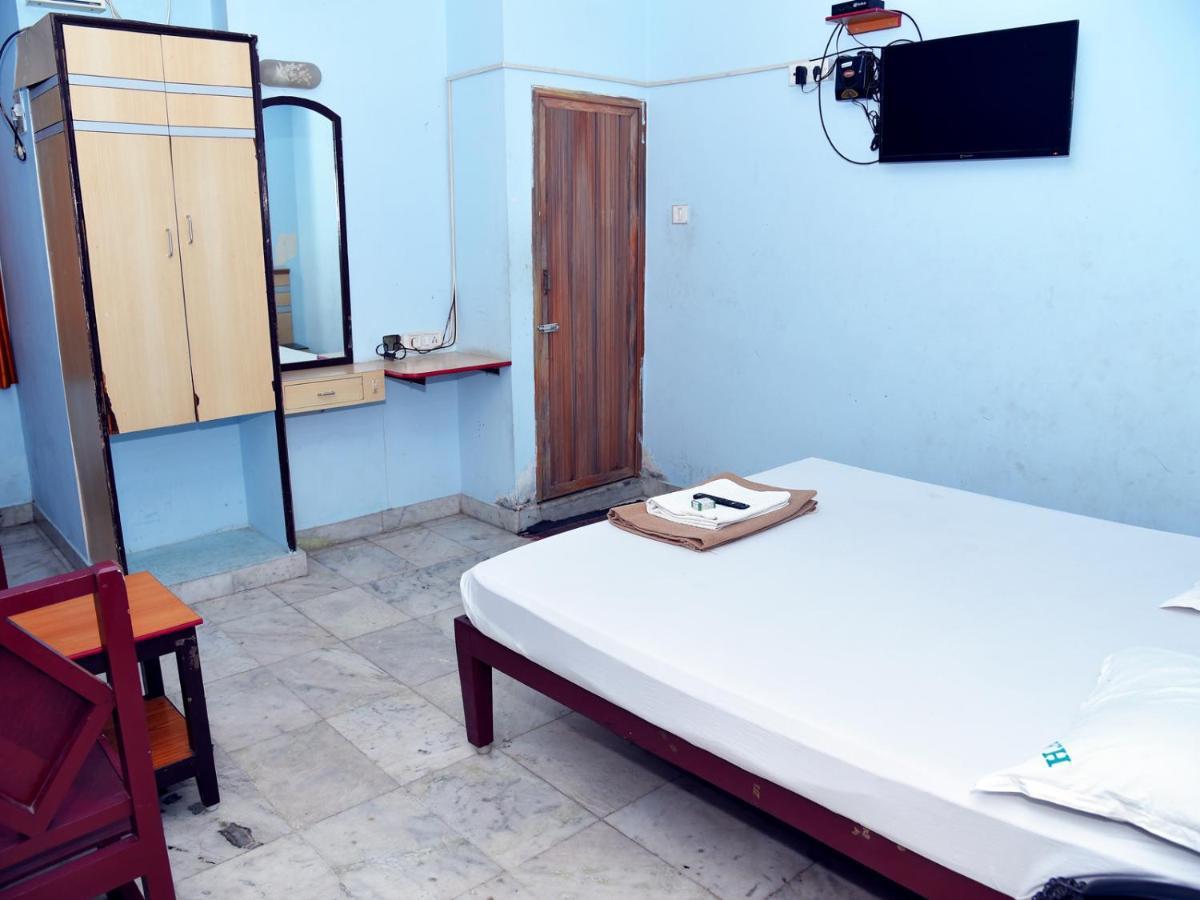 פונדיצ'רי Hotel Aditya מראה חיצוני תמונה